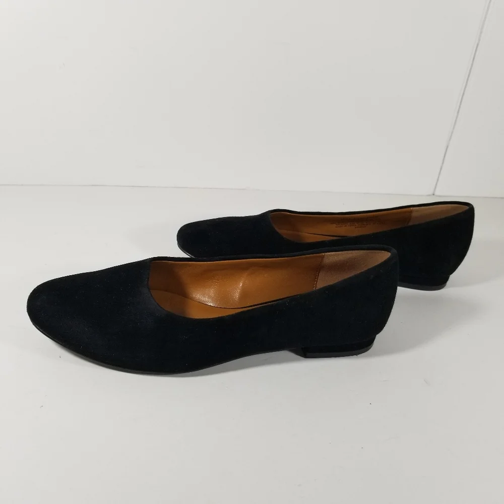 Halston Shoes Women's Size 5.5M Black Suede Leather Linda Flats